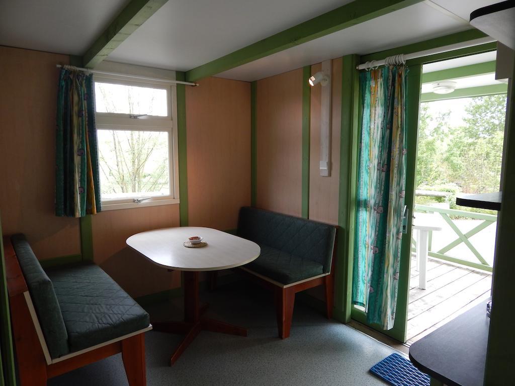 Camping Du Moulin Hotel Meyrieu-les-Etangs Room photo